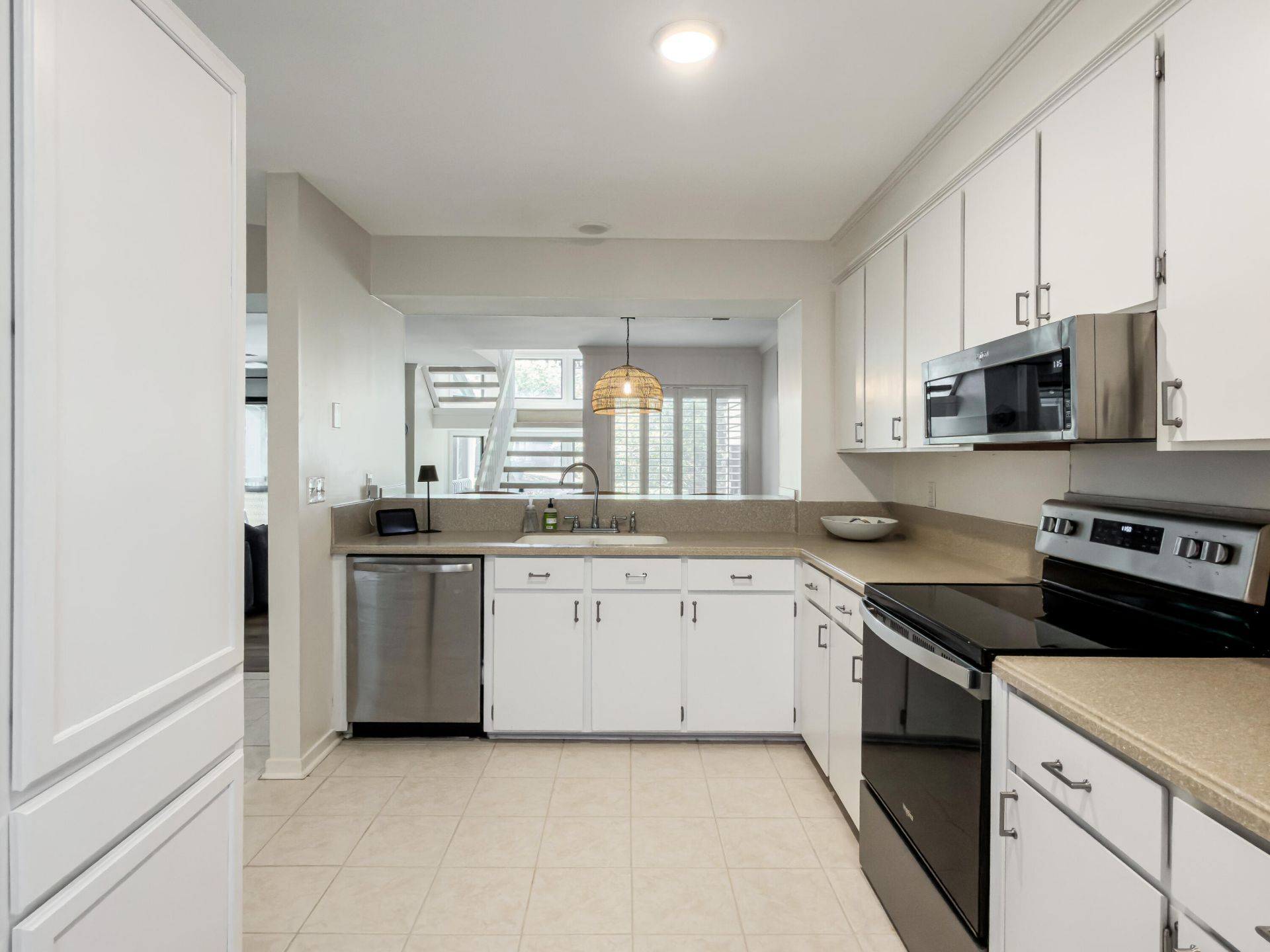 1103 Hidden Cove Drive Photo 7