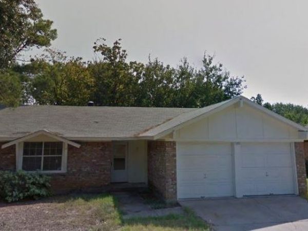 5410 Kings Manor Drive, Lake Dallas, TX 75065