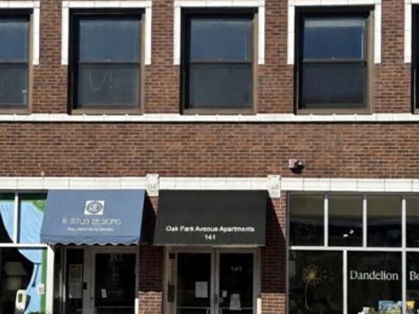 141 S OAK PARK Avenue, Unit 8, Oak Park, IL 60302