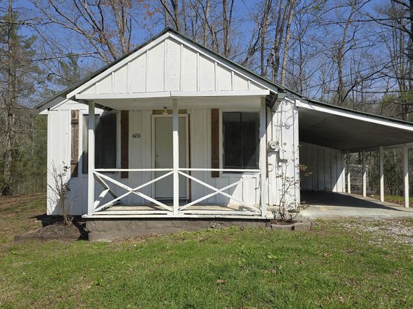 655 Coal Hill Rd, Harriman, TN 37748