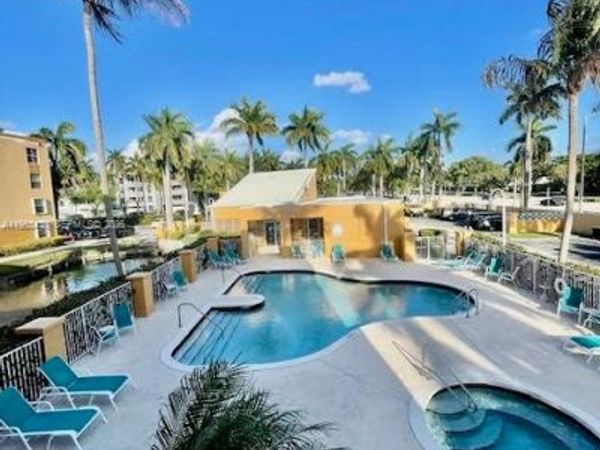 1450 SE 3rd Ave , Unit 202, Dania Beach, FL 33004