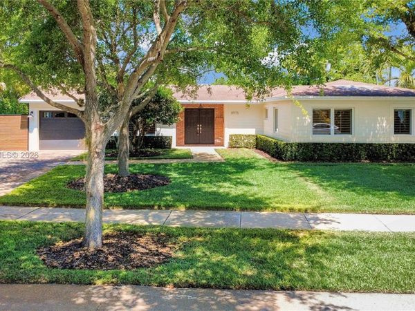 8975 SW 83rd St, Miami, FL 33173