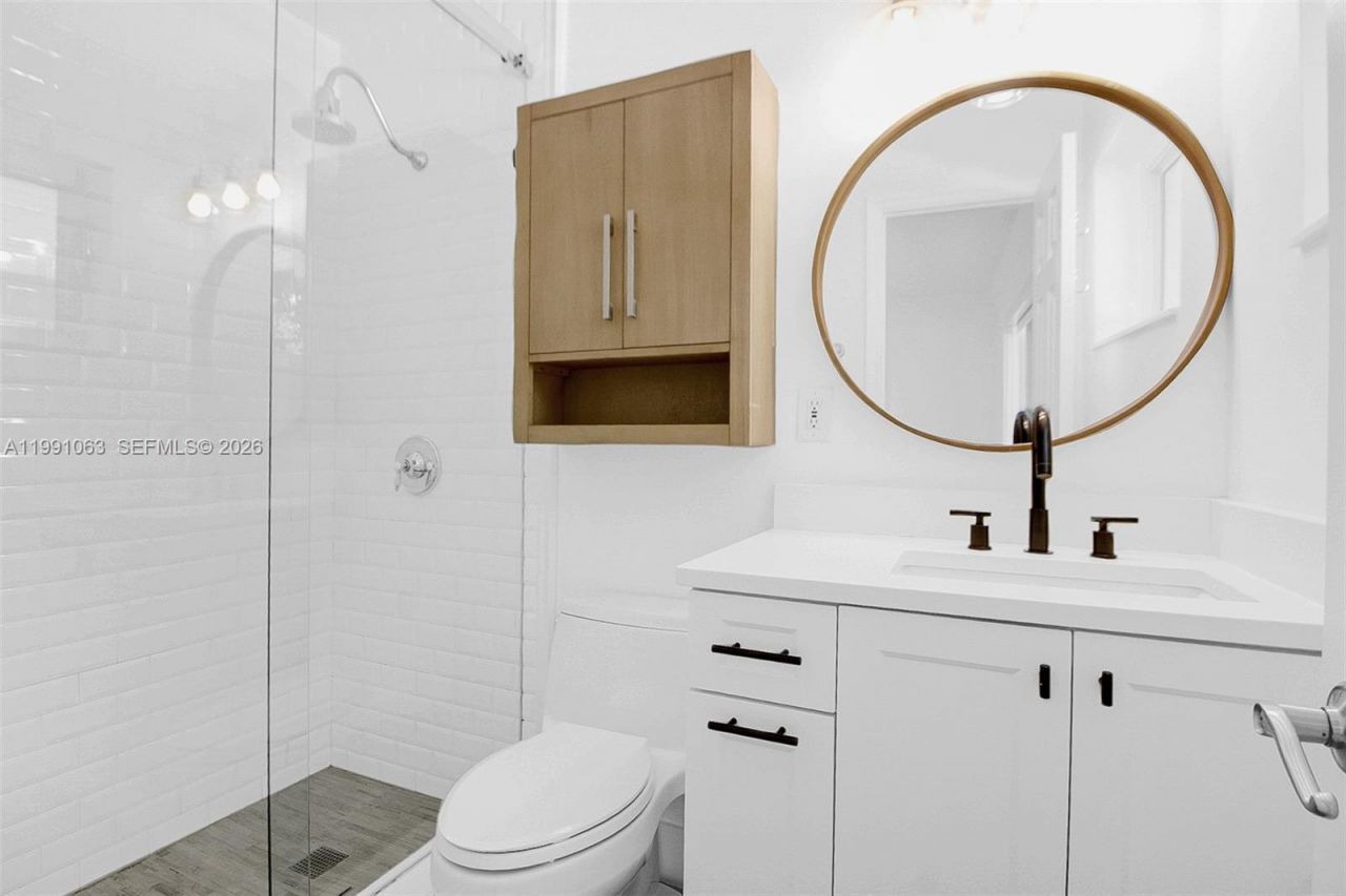 8975 SW 83rd St, Miami, FL 33173 Photo