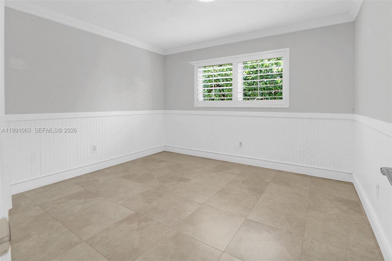 8975 SW 83rd St, Miami, FL 33173 Photo