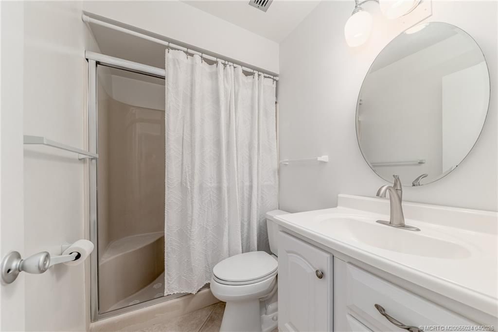 1225 NW 21st Street, Unit 8-815, Stuart, FL 34994 Photo