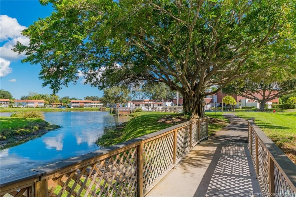 1225 NW 21st Street, Unit 8-815, Stuart, FL 34994 Photo