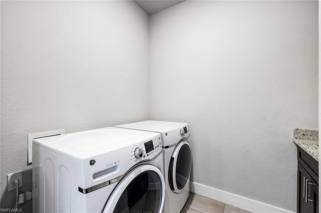 1833 SW 49th Ter , Cape Coral, FL 33914 Photo