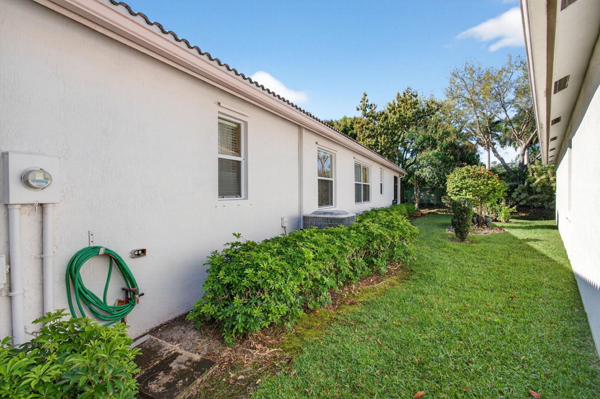 9692 Sandpiper Lane, West Palm Beach, FL 33411 Photo