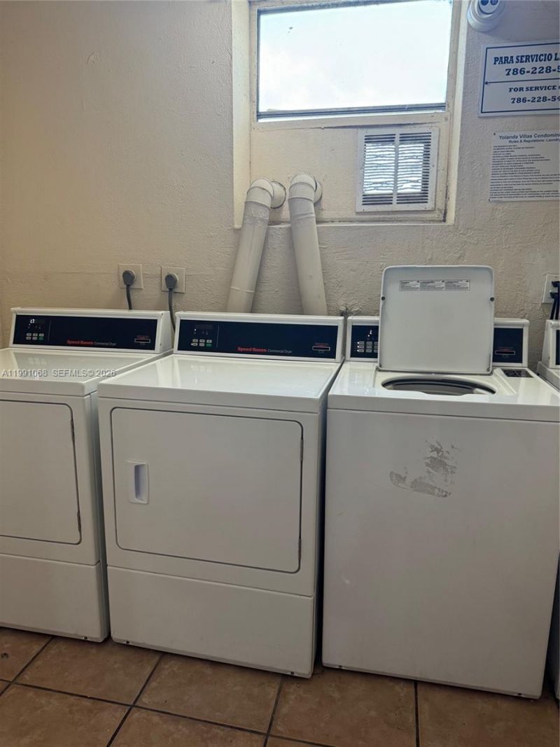 4550 NW 9th St , Unit 414E, Miami, FL 33126 Photo