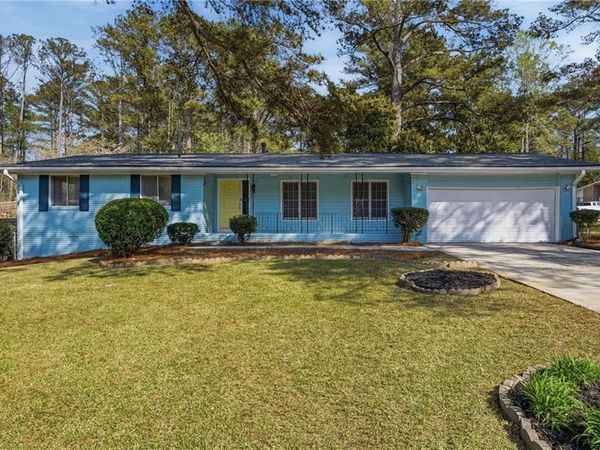 2494 Fairway Circle SW, Atlanta, GA 30331