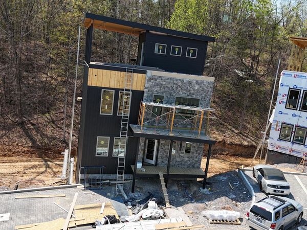 436 Hatchet Way, Pigeon Forge, TN 37863