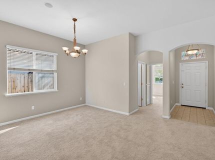 9795 W Taron Dr, Elk Grove, CA 95757 Photo