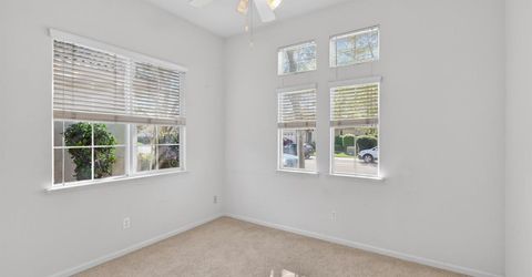 9795 W Taron Dr, Elk Grove, CA 95757 Photo