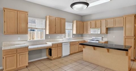 9795 W Taron Dr, Elk Grove, CA 95757 Photo