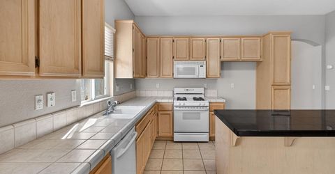 9795 W Taron Dr, Elk Grove, CA 95757 Photo