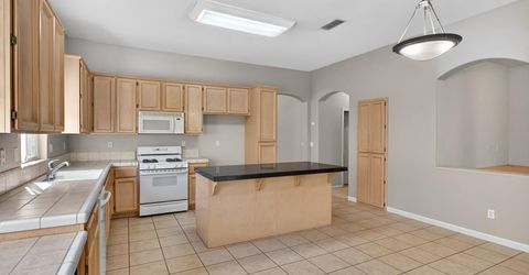 9795 W Taron Dr, Elk Grove, CA 95757 Photo