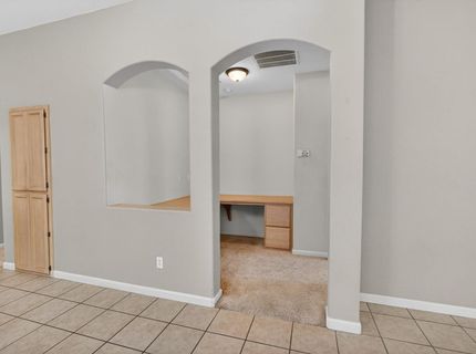 9795 W Taron Dr, Elk Grove, CA 95757 Photo