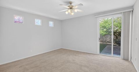 9795 W Taron Dr, Elk Grove, CA 95757 Photo