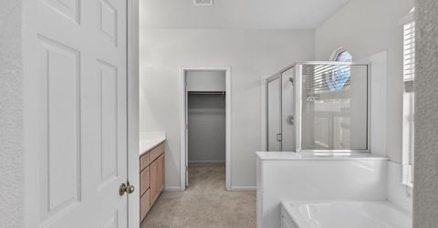 9795 W Taron Dr, Elk Grove, CA 95757 Photo