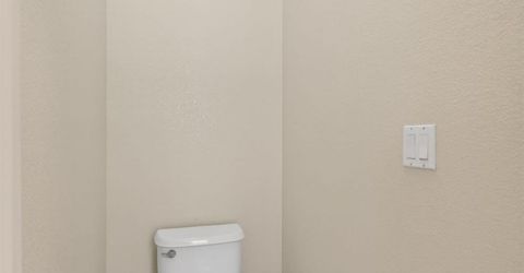 9795 W Taron Dr, Elk Grove, CA 95757 Photo