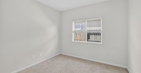 9795 W Taron Dr, Elk Grove, CA 95757 Photo