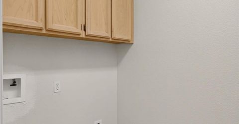 9795 W Taron Dr, Elk Grove, CA 95757 Photo