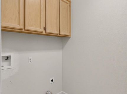 9795 W Taron Dr, Elk Grove, CA 95757 Photo