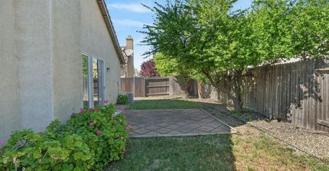 9795 W Taron Dr, Elk Grove, CA 95757 Photo