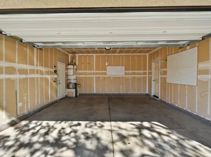 9795 W Taron Dr, Elk Grove, CA 95757 Photo