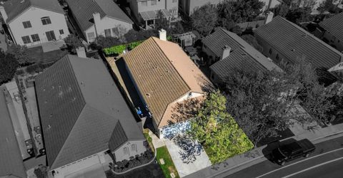 9795 W Taron Dr, Elk Grove, CA 95757 Photo