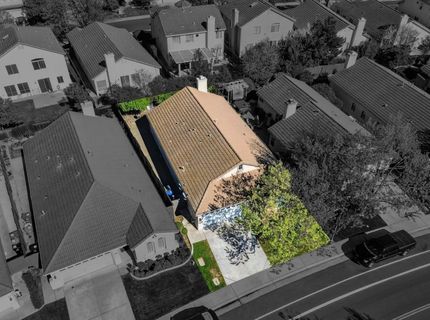 9795 W Taron Dr, Elk Grove, CA 95757 Photo