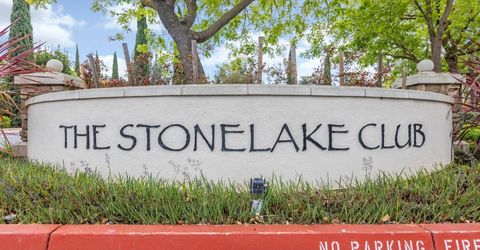 9795 W Taron Dr, Elk Grove, CA 95757 Photo