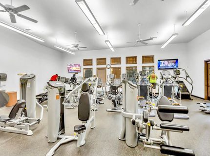 9795 W Taron Dr, Elk Grove, CA 95757 Photo