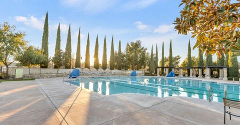 9795 W Taron Dr, Elk Grove, CA 95757 Photo