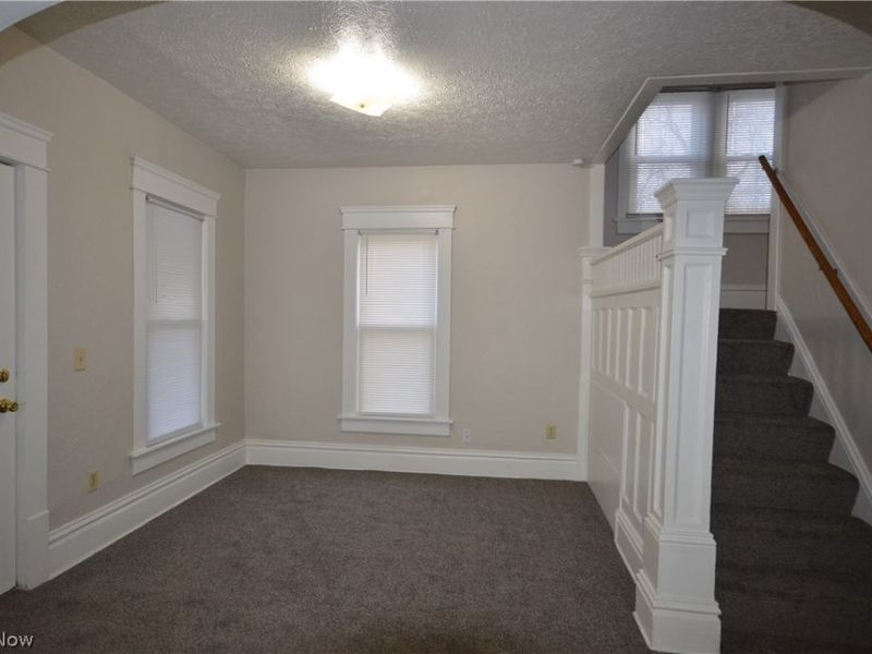 1064 Lane Street, Akron, OH 44307 Photo 14