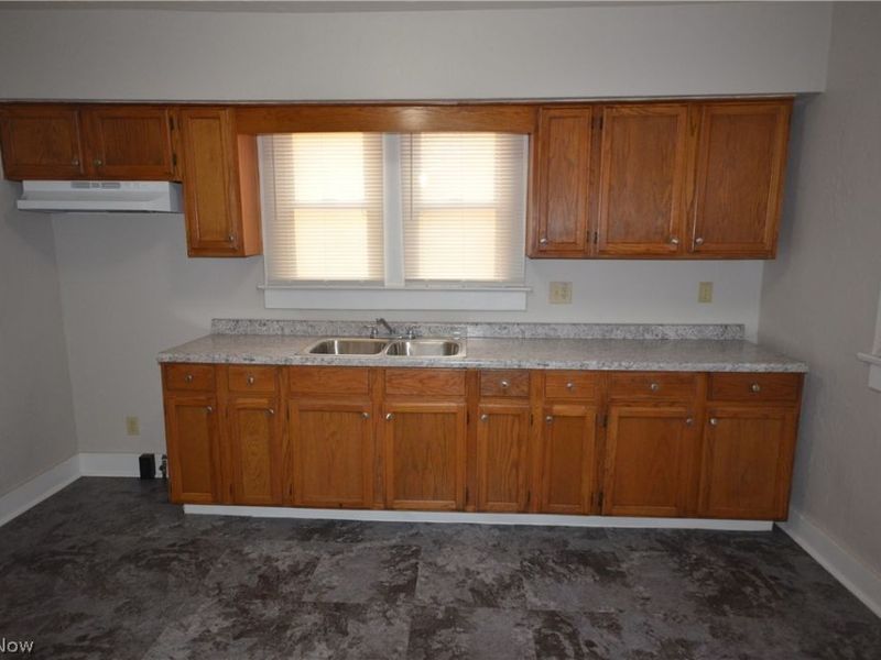 1064 Lane Street, Akron, OH 44307 Photo 19