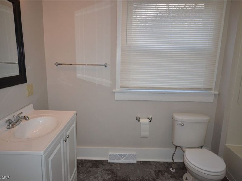 1064 Lane Street, Akron, OH 44307 Photo 24