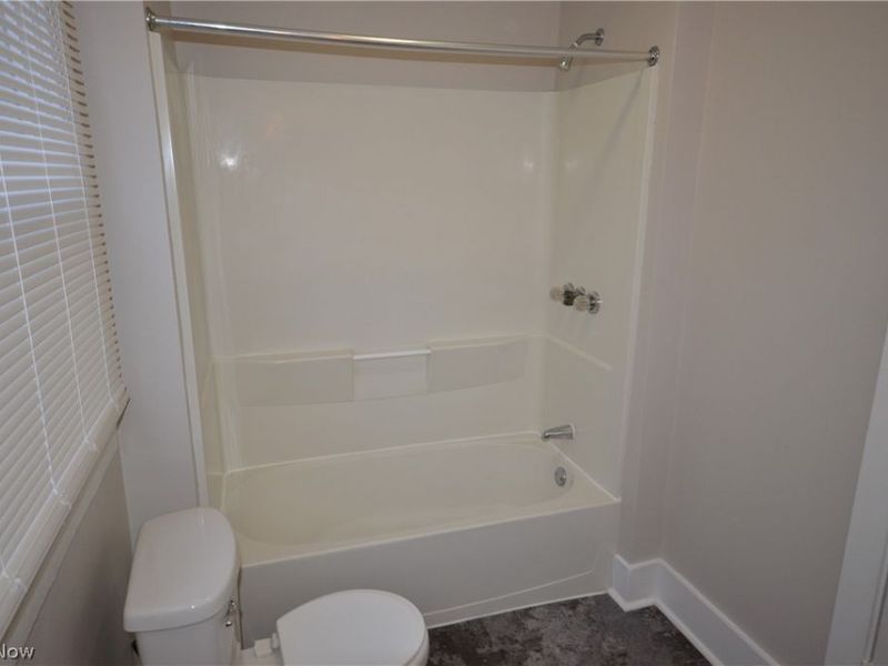 1064 Lane Street, Akron, OH 44307 Photo 25