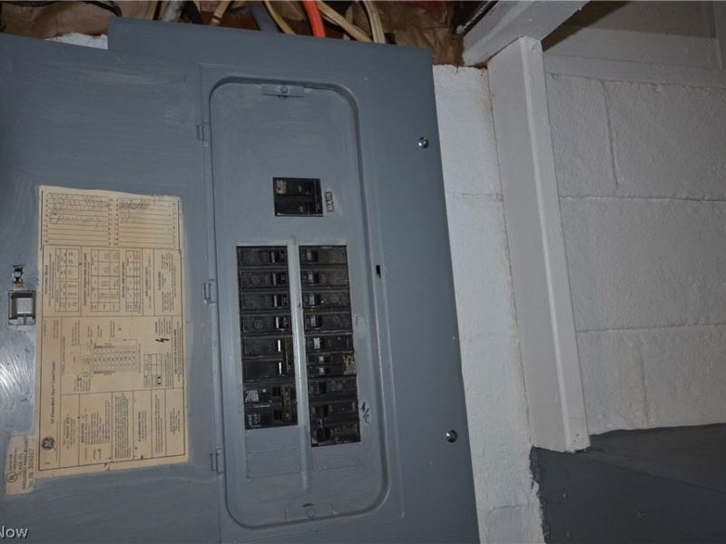 1064 Lane Street, Akron, OH 44307 Photo 37