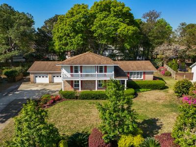 677 Pawley Road, Mount Pleasant, SC 29464