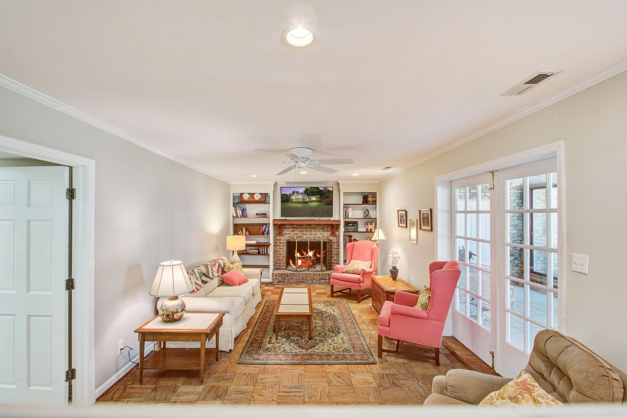 677 Pawley Road Photo 19