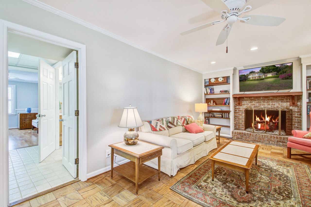 677 Pawley Road Photo 22