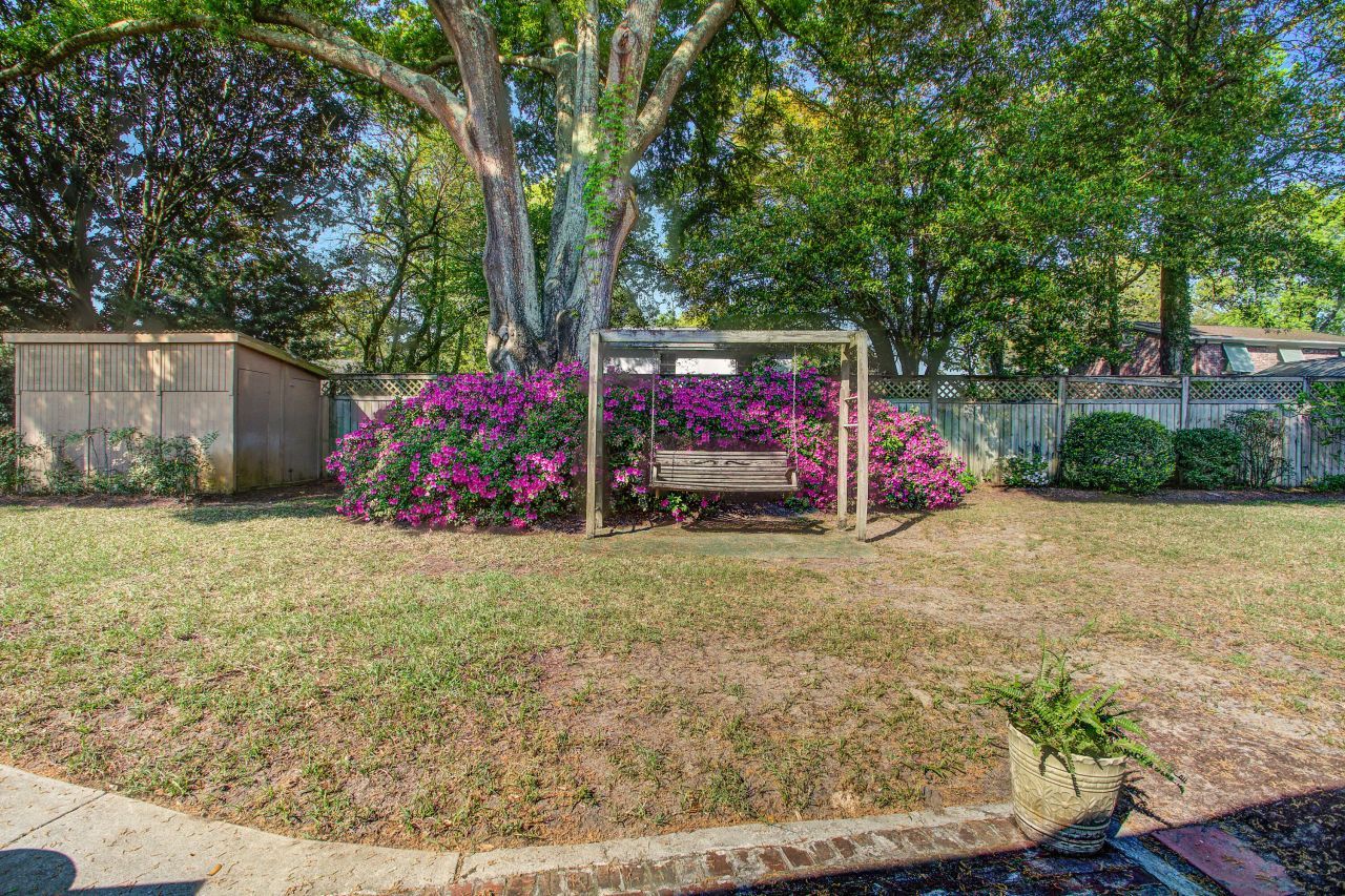 677 Pawley Road Photo 46