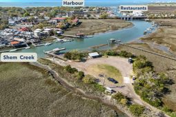 677 Pawley Road photo 4