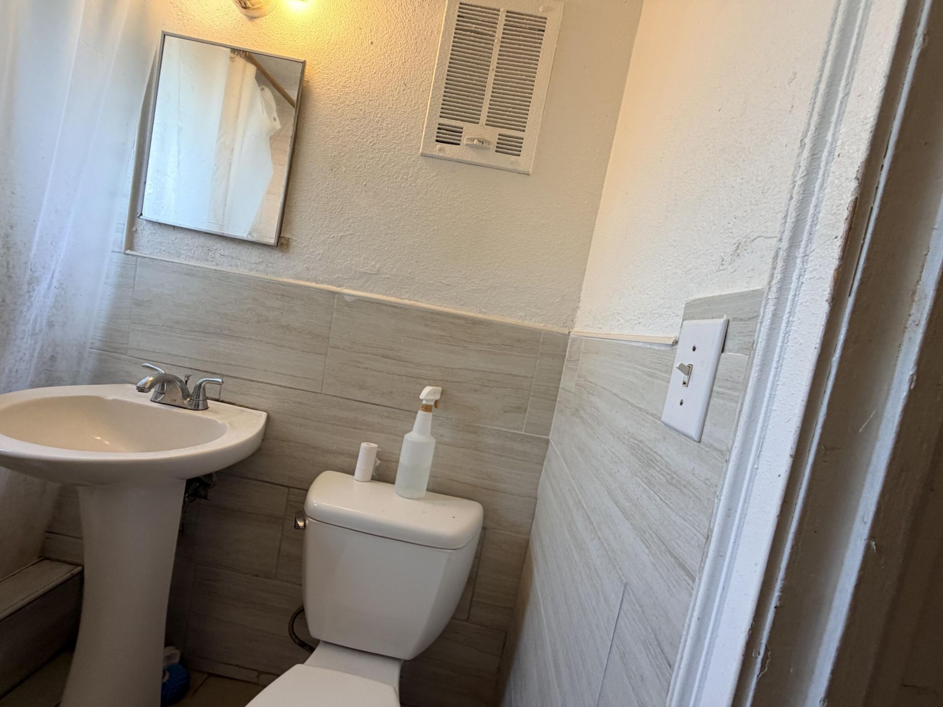 646 Bayberry Drive, West Palm Beach, FL 33403 Photo