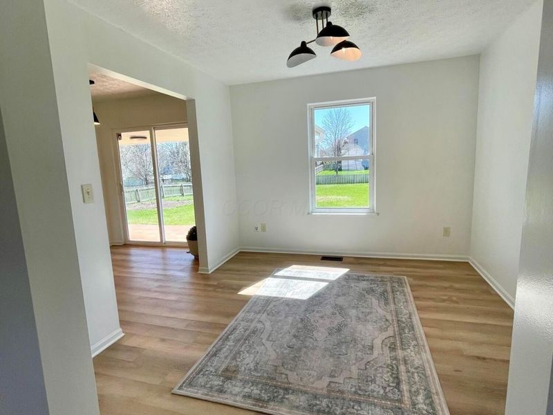 617 Keltonhurst Drive, Pataskala, OH 43062 Photo 11