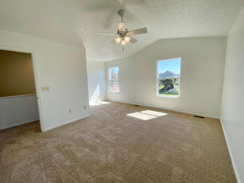 617 Keltonhurst Drive, Pataskala, OH 43062 Photo 25