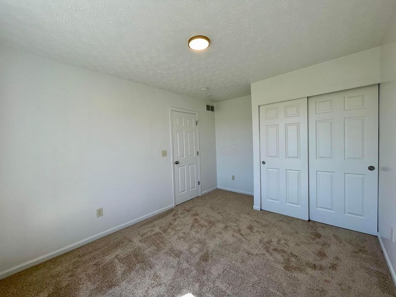 617 Keltonhurst Drive, Pataskala, OH 43062 Photo 30