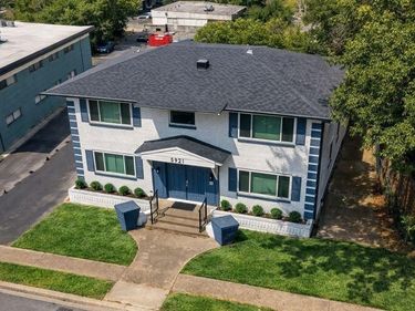 5921 Gaston Avenue, Dallas, TX 75214