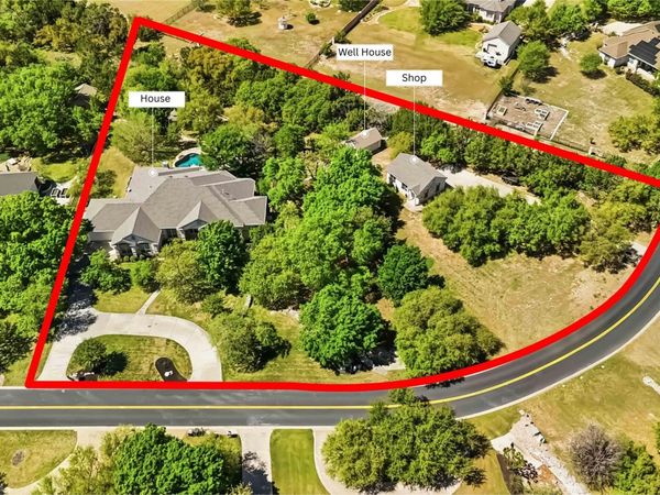 205 W Majestic Oak LN, Georgetown, TX 78633